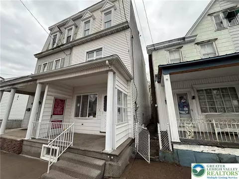 234 West Ave, Mount Carmel, PA 17851