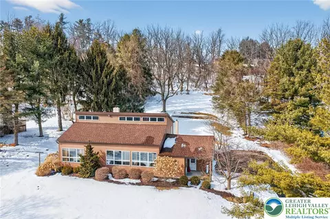 4793 Main Rd W, Emmaus, PA 18049
