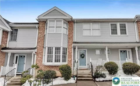 3429 Park Pl, Bethlehem, PA 18017