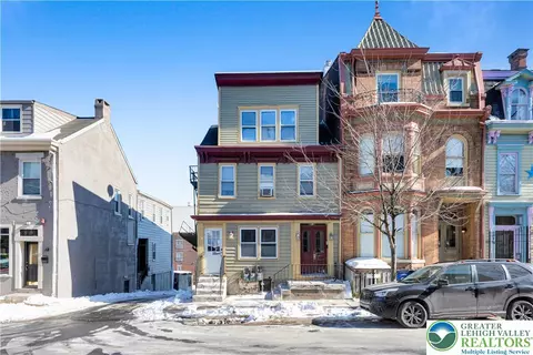 30 S 5th St, Easton, PA 18042