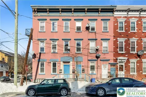 697 Ferry St, Easton, PA 18042