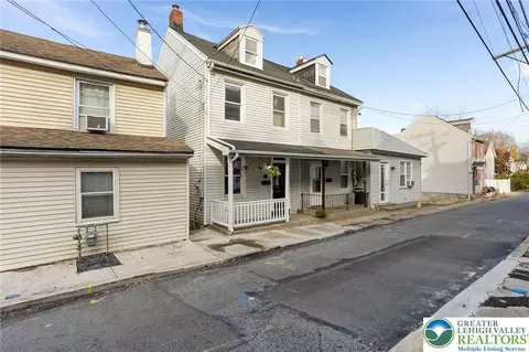 1025 Spruce St, Easton, PA 18042