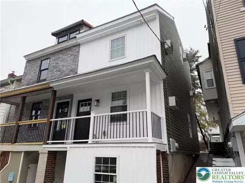 38 W North, Bethlehem, PA 18018