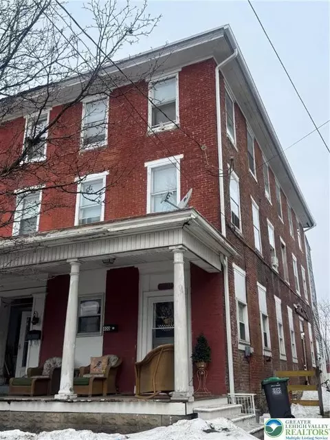400 Bridge St, Weissport, PA 18235