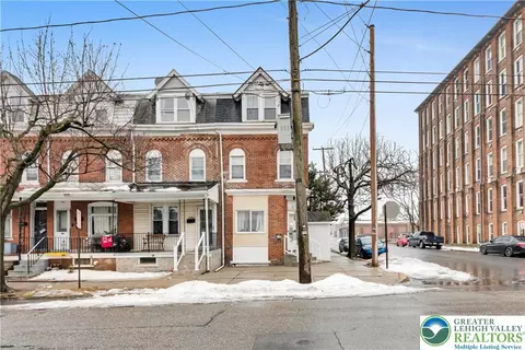 1352 W Liberty St, Allentown, PA 18102