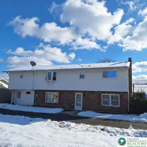 4780 Vera Cruz Rd, Center Valley, PA 18034