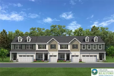 2 Lone Fox Ln #107, Palmer Township, PA 18045