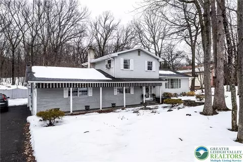 378 Bangor Jct, Bangor, PA 18013