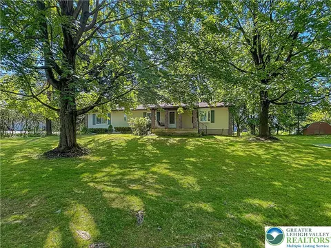 3406 Church Rd, Easton, PA 18045
