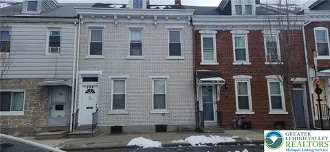 215 N 10th St, Allentown, PA 18102