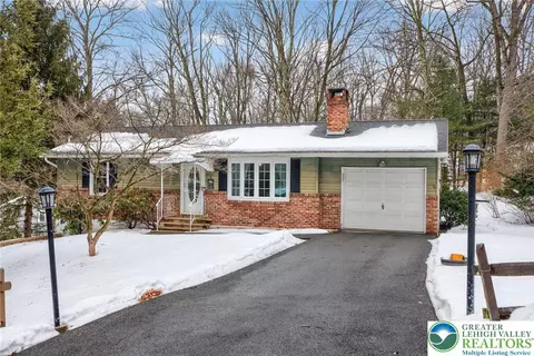 3 1st Ave, Nesquehoning, PA 18240
