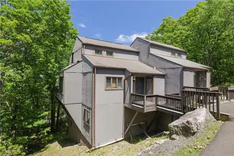 262 Overlook Way, Tannersville, PA 18372