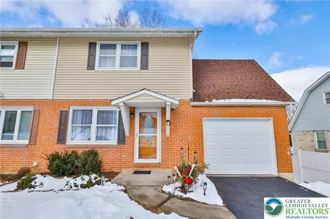 1112 Lincoln Ave, Northampton, PA 18067