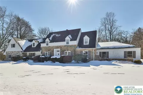 7 Moreland Ave, Bethlehem, PA 18017
