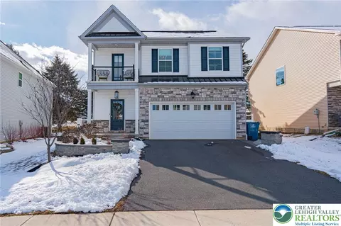 316 Bendelow Ln, Northampton, PA 18067