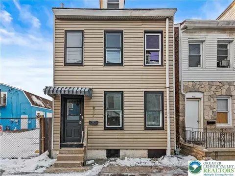 917 Spruce St, Easton, PA 18042