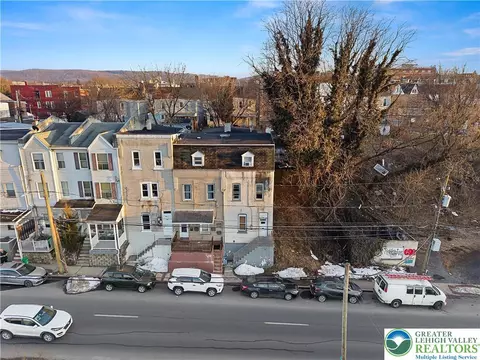 530 Auburn St, Allentown, PA 18103