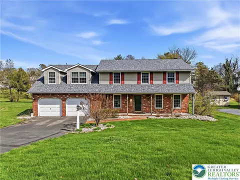2337 Silo Dr, Easton, PA 18040