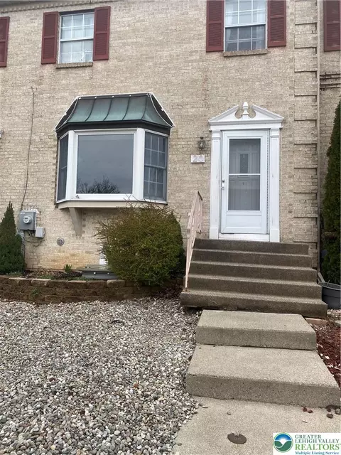 20 Lincoln Pl, Fullerton, PA 18052