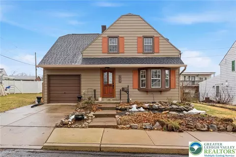 717 Mount Airy Ave, Bethlehem, PA 18018