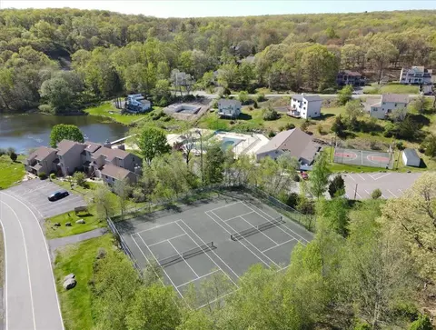 View/Area - 3322 Windermere Dr, Saw Creek, PA 18324 photo 23 of 23