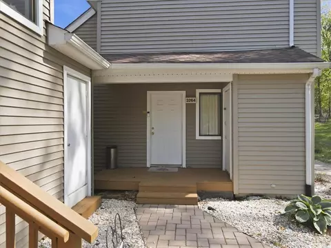 Exterior - 3322 Windermere Dr, Saw Creek, PA 18324 photo 9 of 26
