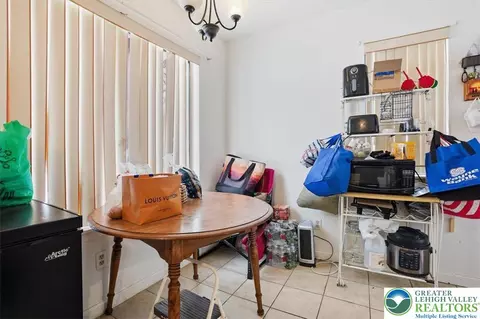 Other - 3322 Windermere Dr, Saw Creek, PA 18324 photo 3 of 14