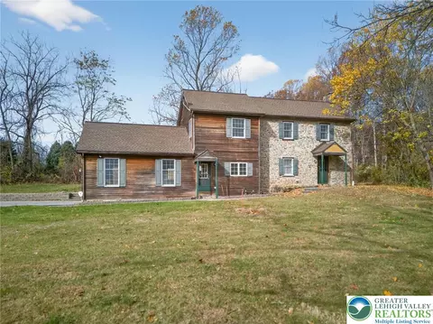 275 Sally Ann Furnace Rd, Mertztown, PA 19539