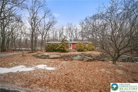939 Constitution Ave, Pen Argyl, PA 18072