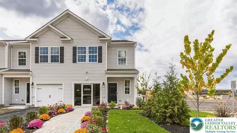 1168 Martin Cir, Macungie Twp, PA 18031