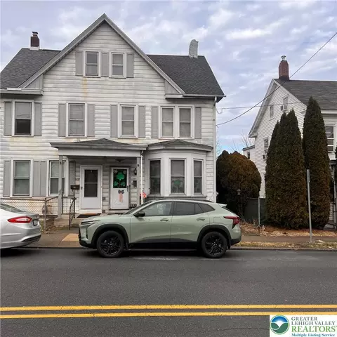 1033 W Berwick St, Easton, PA 18042