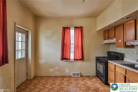 Kitchen - 622 E Locust St, Bethlehem, PA 18018 photo 1 of 2