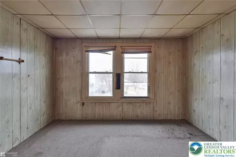 Bedroom - 622 E Locust St, Bethlehem, PA 18018 photo 1 of 13