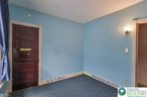 Bedroom - 622 E Locust St, Bethlehem, PA 18018 photo 7 of 13