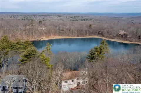 557 Lakeside Dr, East Stroudsburg, PA 18301