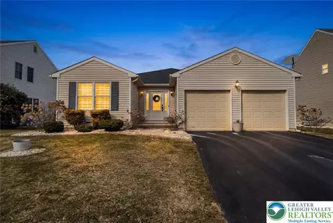 1945 Vintage Dr, Easton, PA 18045