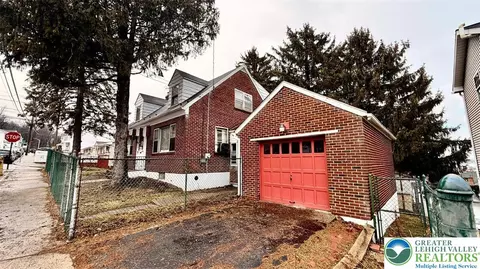 Exterior - 1303 E 6th St, Bethlehem, PA 18015 photo 3 of 5
