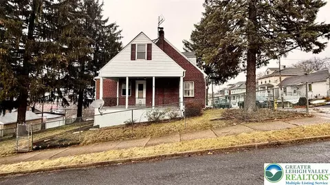 Exterior - 1303 E 6th St, Bethlehem, PA 18015 photo 2 of 5