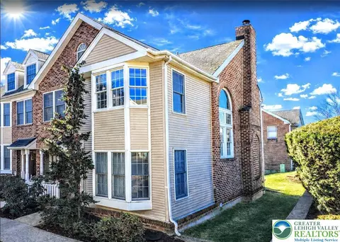 3424 Park Pl, Bethlehem, PA 18017