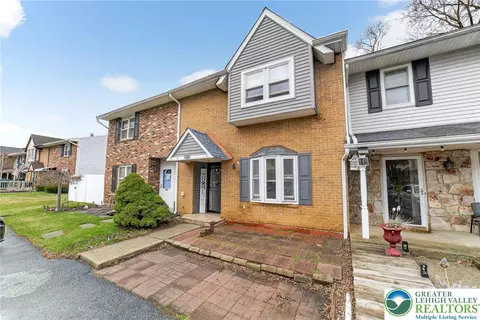 1863 Aster Rd, Macungie, PA 18062