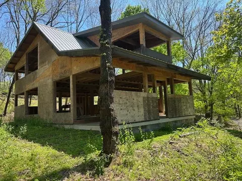 696 Dunkels Church, Kutztown, PA 19530