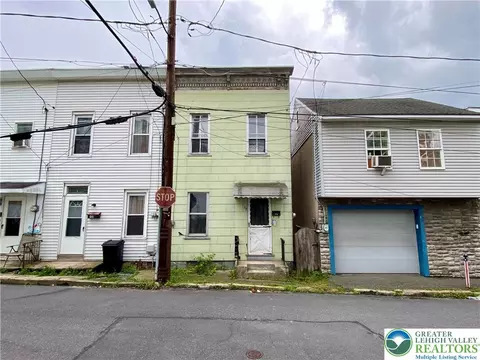 125 Carbon St, Minersville, PA 17954