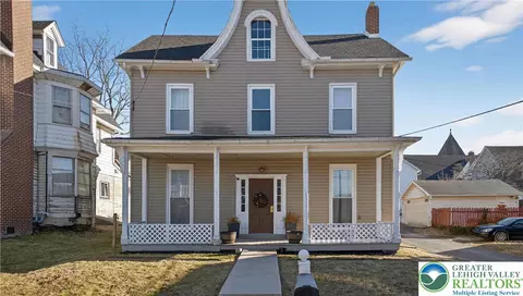 117 E Church St, Slatington, PA 18080