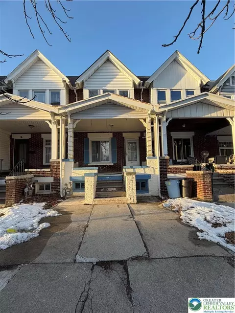 721 Saint John St, Allentown, PA 18103