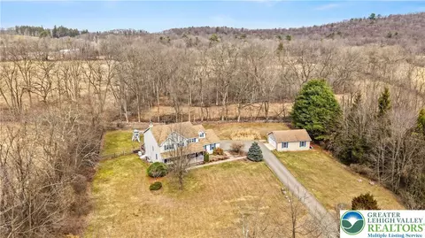 181 Lower Cherry Valley Rd, Saylorsburg, PA 18353