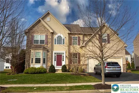 1028 Kingston Ln, Breinigsville, PA 18031