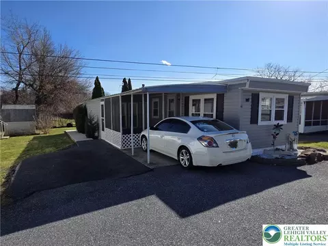3350 Airport Rd, Allentown, PA 18109