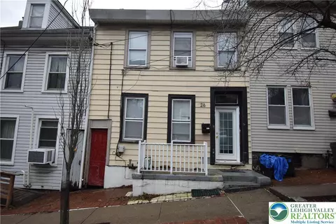 26 7th St, Easton, PA 18042