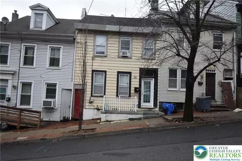 26 7th St, Easton, PA 18042