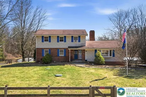 601 Heiden Rd, Bangor, PA 18013